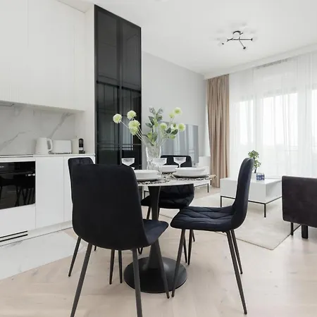 Art Deco Apartment Mokotow With Parking & Gym By Renters Prestige Warsaw Exterior photo