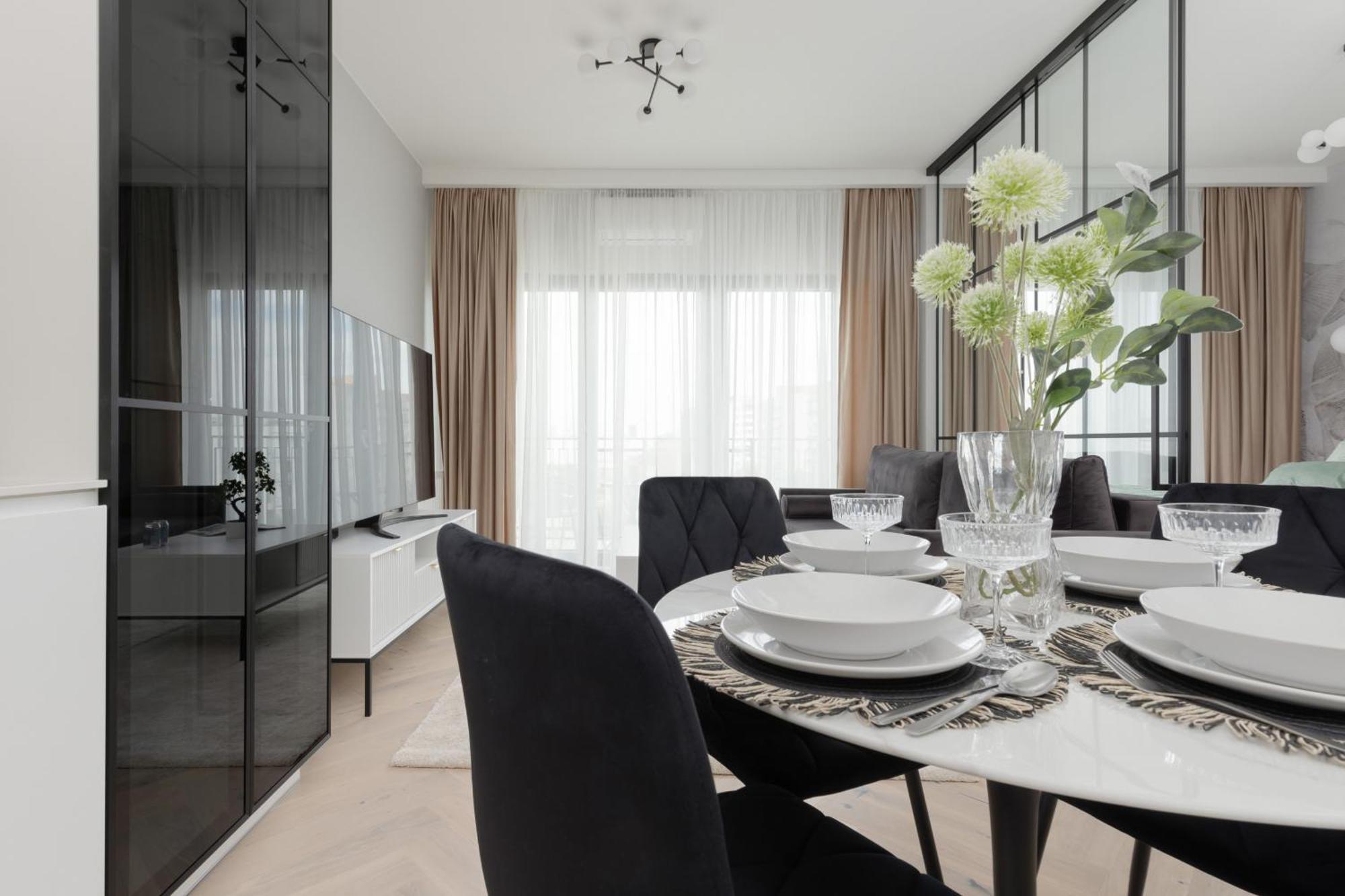 Art Deco Mokotow With Parking & Gym By Renters Prestige Varšava