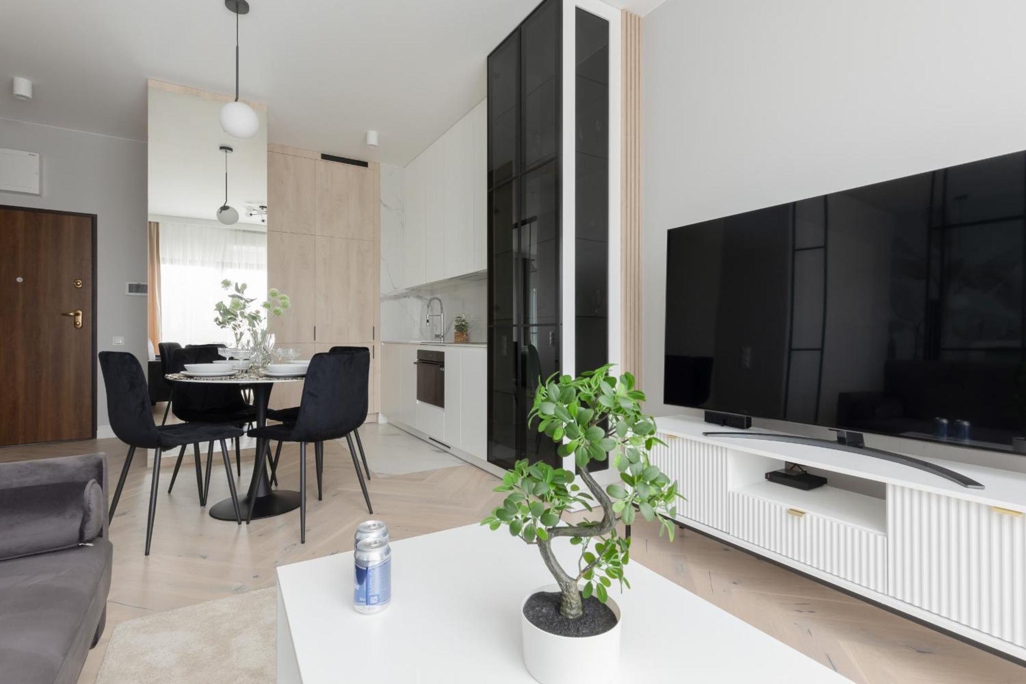 Art Deco Mokotow With Parking & Gym By Renters Prestige Apartmán *